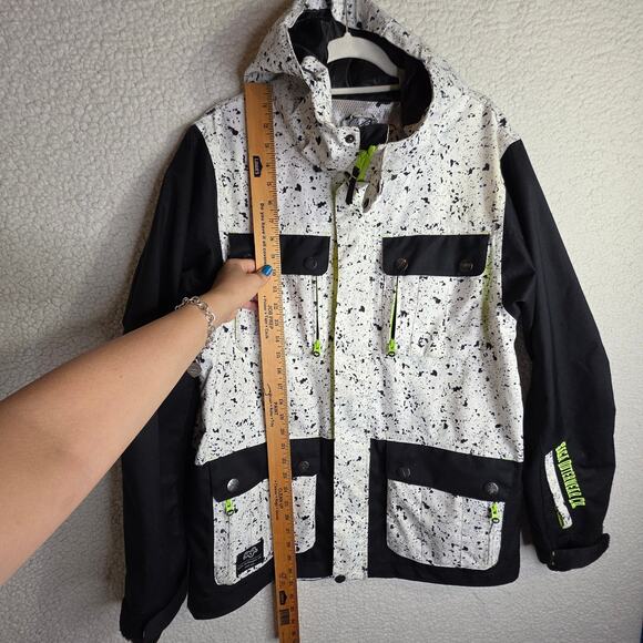 Saga Outerwear SzM M's Ski SnowboardingHooded Outdoor Activity Jacket WarmUnique - Picture 4 of 16